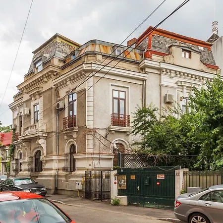 Luxury Living In Historical * Bukarest